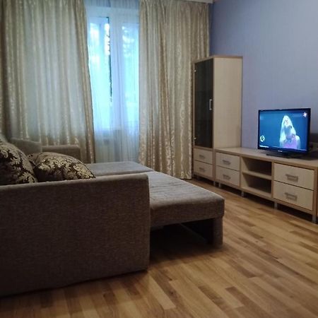 2 К Квартира Между Двумя Станциями Метро Студенческая И Академика Павлова Kharkiv Eksteriør billede